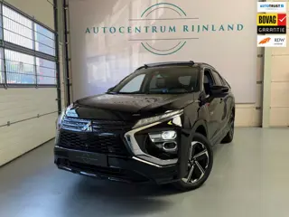 Mitsubishi Eclipse Cross 2.4 PHEV Instyle, Pano, Camera, Stoel/Stuurverwarming. Carplay, 1 Jaar bova
