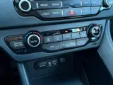 Foto 24 van Kia Niro 1.6 GDi Hybrid DynamicLine