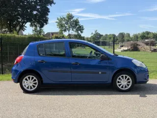 Foto 16 van Renault Clio 1.2 Special Line | AIRCO | 5 DEURS | NAVI