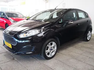 Foto 15 van Ford Fiesta 1.25 Titanium 82PK (APK:Nieuw) Incl.Garantie