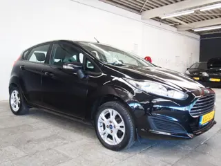 Foto 16 van Ford Fiesta 1.25 Titanium 82PK (APK:Nieuw) Incl.Garantie
