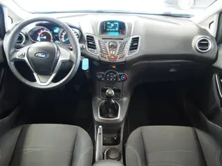 Foto 18 van Ford Fiesta 1.25 Titanium 82PK (APK:Nieuw) Incl.Garantie