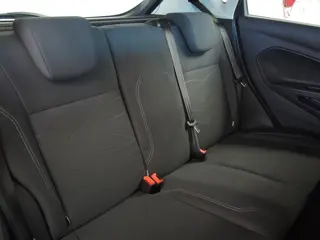 Foto 11 van Ford Fiesta 1.25 Titanium 82PK (APK:Nieuw) Incl.Garantie
