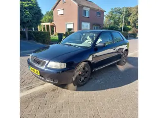 Foto 20 van Audi A3 1.8 5V Ambiente met Nieuwe APK