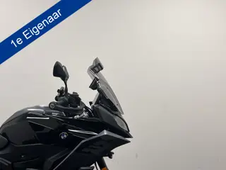 BMW F 900 XR Triple Black, Full Option, Zijkoffers (soft)