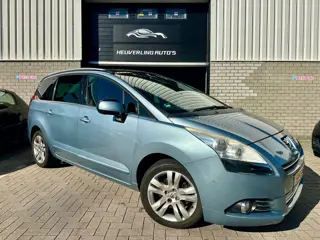 Peugeot 5008 1.6 GT 5p.| Automaat | Airco | Cruise | Pano | Trekhaak