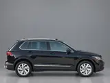 Foto 25 van Volkswagen Tiguan 1.4 TSI eHybrid Elegance | Pano | Keyless | Camera | IQ