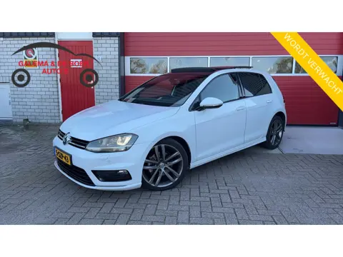 Volkswagen Golf 1.4 TSI Highline R-LINE / AUTOMAAT / PANORAMADAK / STOELVERW / XENON / KEYLESS / PDC