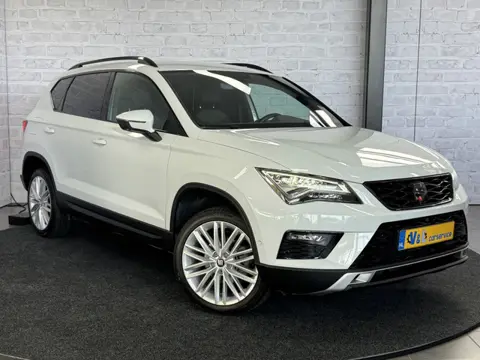 SEAT Ateca 1.5 TSI Xcellence Business Intense Trekhaak CarPlay 360camera