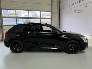 Foto 19 van Audi A3 Sportback 40 TFSI e S-Line, Pano, Camera, carplay, Stoelverwarming, Elektrische achterklep,
