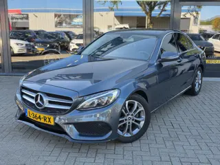 Foto 19 van Mercedes-Benz C-Klasse 180 Prestige + XENON + COMFORTSTOELEN + LM VELGEN