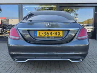 Foto 14 van Mercedes-Benz C-Klasse 180 Prestige + XENON + COMFORTSTOELEN + LM VELGEN