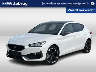 CUPRA Leon 1.4 e-Hybrid 204pk Performance DSG Automaat / Panorama schuifk dak / LM 18 inch / Digital