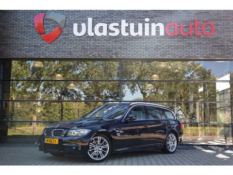 BMW 3 Serie Touring 325xi M Sport Edition , Panoramadak, Xenon, NAP, Trekhaak,