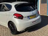 Foto 26 van Peugeot 208 1.2 PureTech Allure 2017 PANO NAVI CLIMA LM NAP!