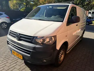 Foto 15 van VOLKSWAGEN TRANSPORTER 2.0 TDI L1H1 T800BA. AIRCO,TH,KAMERA GOED ONDERHOUDEN
