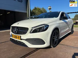 Mercedes-Benz A-klasse 180 Ambition AMG Pano Leder Navi