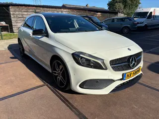 Foto 14 van Mercedes-Benz A-klasse 180 Ambition AMG Pano Leder Navi
