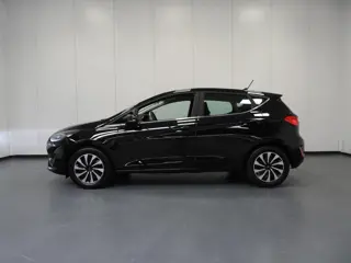 Foto 12 van Ford Fiesta 1.0 EcoBoost Hybrid Titanium NAVI/CLIMA/LED/PDC/15"LMV!