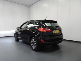 Foto 13 van Ford Fiesta 1.0 EcoBoost Hybrid Titanium NAVI/CLIMA/LED/PDC/15"LMV!