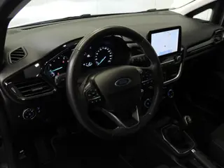 Foto 14 van Ford Fiesta 1.0 EcoBoost Hybrid Titanium NAVI/CLIMA/LED/PDC/15"LMV!