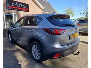 Foto 19 van Mazda CX-5 2.0 Limited Edition 2WD. Boekjes aanwezig, nette auto. O.a. stoelverw, parkeersensoren, n