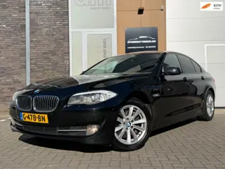 BMW 5-serie 530i High Executive | HUD display | vol leder | nwe apk |