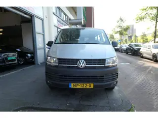 Foto 17 van Volkswagen Transporter Kombi 2.0 TDI L2H1 Highline Apk/Airco/Cruise/Nap/Camera/Boekjes/9-Zitter