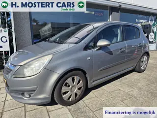 Foto 11 van Opel Corsa 1.3 CDTi EcoFlex S/S Cosmo Bj.2010 diesel 5 Deurs Airco