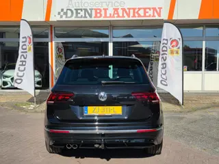 Foto 16 van Volkswagen Tiguan 1.5 TSI ACT Highline Bns R-Line BJ.2019 / Navi / Clima / Adapt. Cruise / Camera /