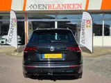 Foto 26 van Volkswagen Tiguan 1.5 TSI ACT Highline Bns R-Line BJ.2019 / Navi / Clima / Adapt. Cruise / Camera /