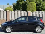 Foto 28 van Ford Fiesta 1.0 EcoBoost Titanium NAVI CLIMATE CONTROL P-SENSOREN TREKHAAK SPOILER