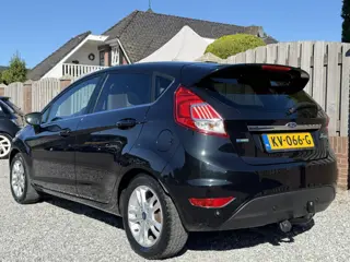 Foto 17 van Ford Fiesta 1.0 EcoBoost Titanium NAVI CLIMATE CONTROL P-SENSOREN TREKHAAK SPOILER