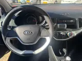 Foto 22 van Kia Picanto 1.0 CVVT Airco, elektr ramen, 5 deurs, APK 09-2027!