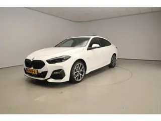 BMW 2 Serie Gran Coupé 218i | M-Sportpakket | LED | HUD | Panoramadak | Stoelverwarming | DAB | Hifi