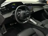 Foto 25 van Peugeot 308 SW Plug-in Hybrid 225 GT | Automaat | Panoramadak | AGR Comfort Stoelen | Zeer luxe!