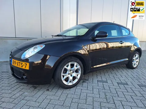 Alfa Romeo MiTo 0.9 TwinAir Distinctive - leer - navi - cruise
