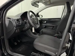 Foto 16 van Volkswagen Up! 1.0 5-DRS AIRCO 1STE.-EIGEN. PHONE