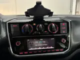 Foto 28 van Volkswagen Up! 1.0 5-DRS AIRCO 1STE.-EIGEN. PHONE