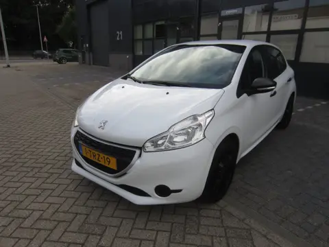 Peugeot 208 1.0 VTi Access 2014 Airco 82.000KM NAP! APK!