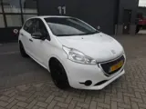 Foto 23 van Peugeot 208 1.0 VTi Access 2014 Airco 82.000KM NAP! APK!