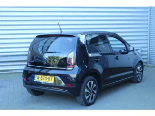 Foto 17 van Volkswagen Up! 1.0 65pk Active Camera LMV