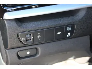 Foto 17 van Kia Niro 1.6 GDi Hybrid DynamicLine//Trekhaak!! (bj 2021)