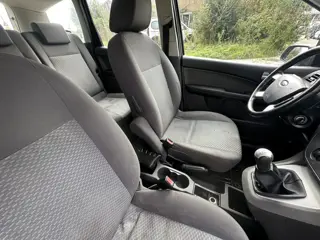 Foto 15 van Ford Focus C-MAX 1.8-16V First Edition Rijdt perfect * incl garantie