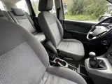 Foto 24 van Ford Focus C-MAX 1.8-16V First Edition Rijdt perfect * incl garantie