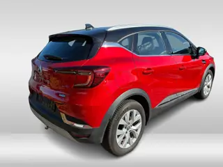 Foto 13 van Renault Captur 1.6 E-Tech Plug-In Hybrid 160 Intens | Trekhaak Afn. | All Seasons | Adaptive cruise