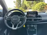 Foto 29 van Kia Picanto 1.0 DPi DynamicLine | Automaat | All - Seasons