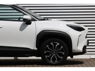 Foto 19 van Toyota Yaris Cross 1.5 Hybrid Dynamic Safety + Winter-Pakket