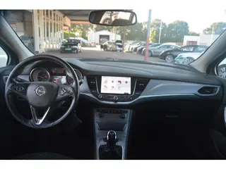 Foto 17 van Opel Astra Sports Tourer 1.6 CDTI Business+ | Navigatie | Trekhaak | Cruise-control | Airco | NL aut
