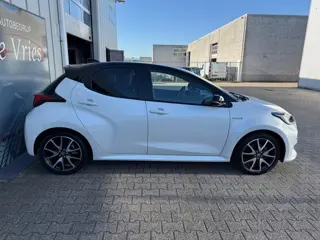 Foto 14 van Toyota Yaris 1.5 Hybrid Dynamic / Airco / Achteruit rij camera / Apple Carplay / Keyless entree / Ke